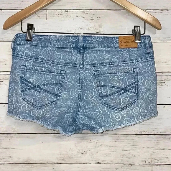 Aeropostale Denim Shorts - Picture 2 of 4